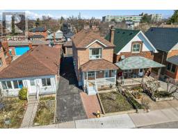190 BELGRAVIA AVENUE, Toronto, Ontario