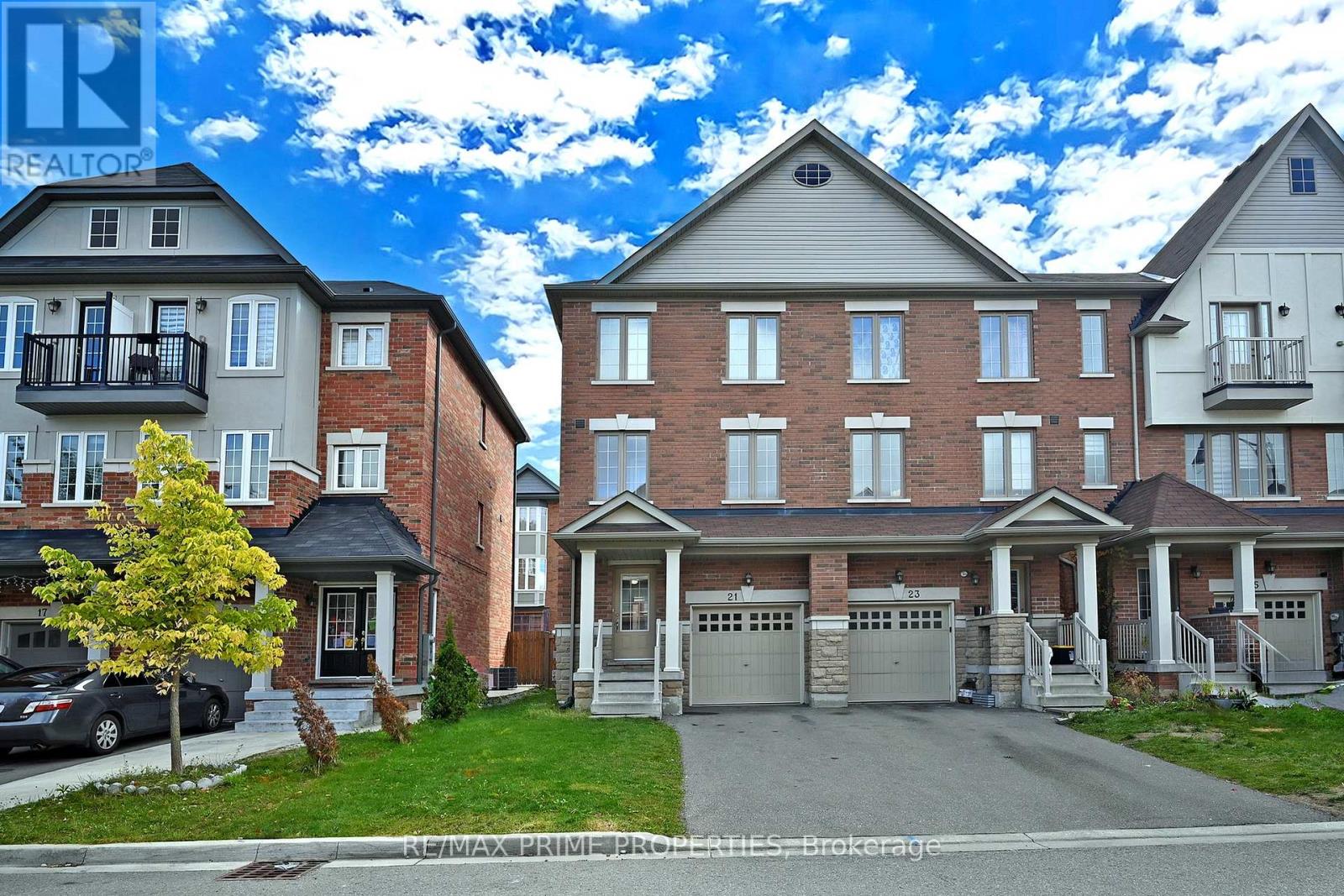 21 SPRUCEWOOD ROAD, Brampton, Ontario