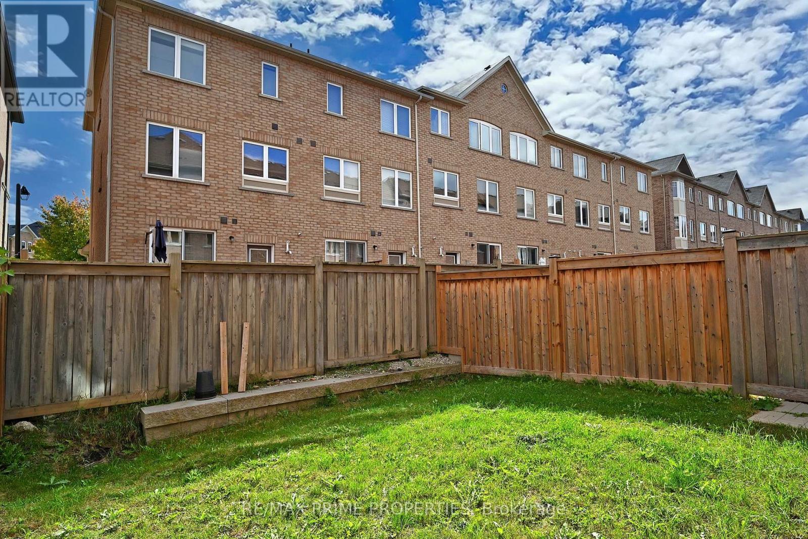 21 Sprucewood Road, Brampton, Ontario L6Z 0J0 - Photo 33 - W12994462