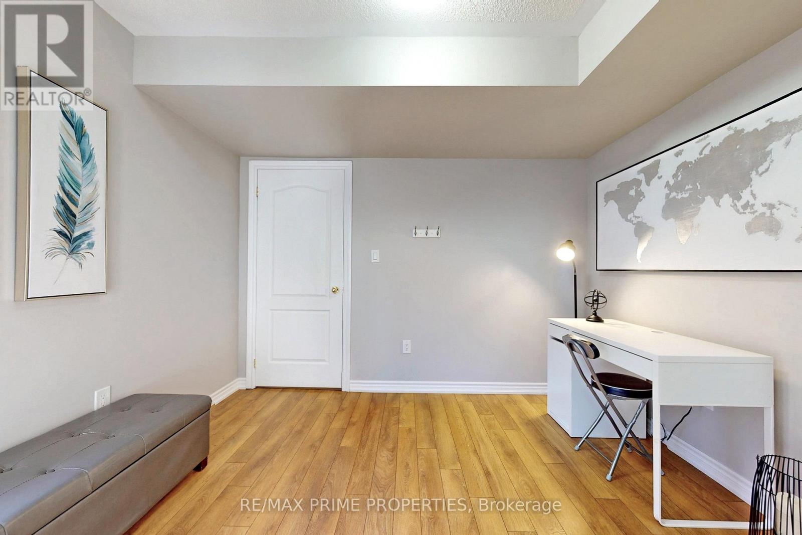 21 Sprucewood Road, Brampton, Ontario L6Z 0J0 - Photo 4 - W12994462