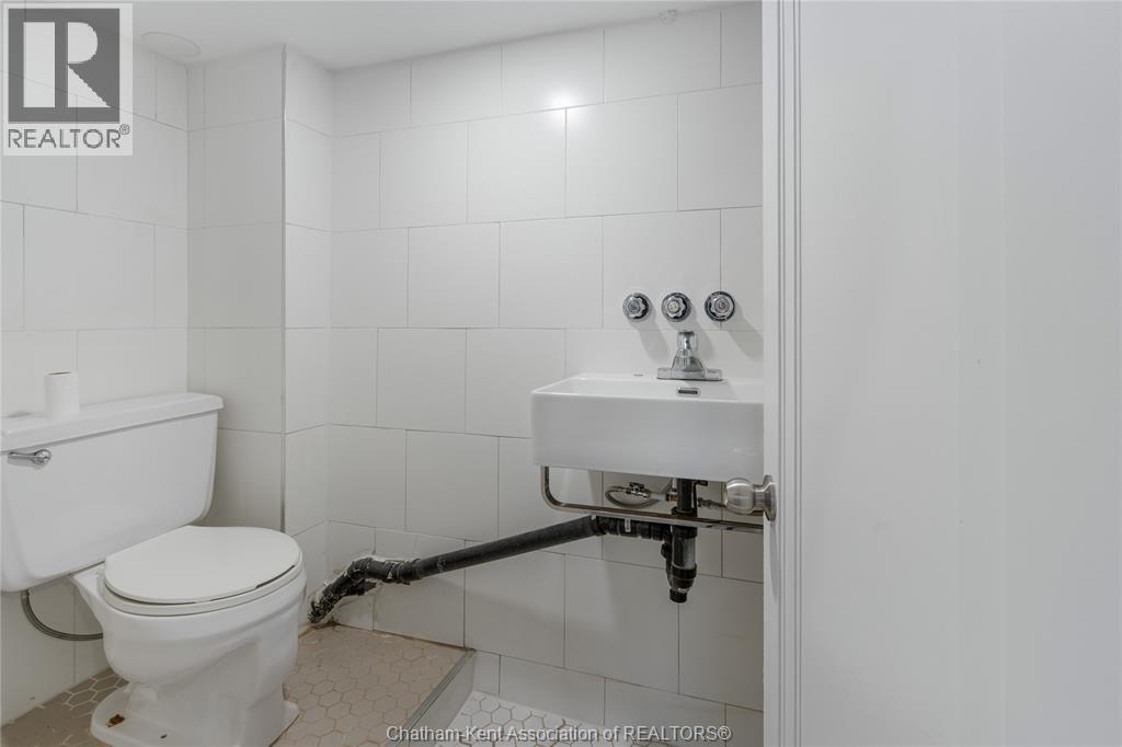 33 Wilson Avenue, Chatham, Ontario  N7L 1K8 - Photo 29 - 26007948