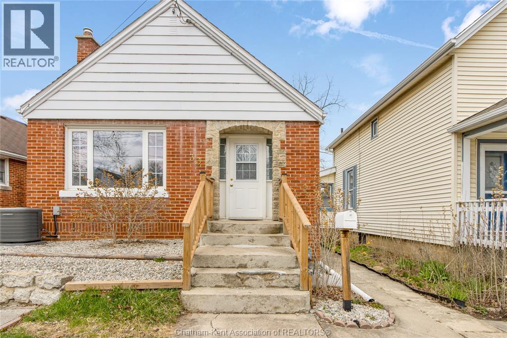 33 Wilson Avenue, Chatham, Ontario  N7L 1K8 - Photo 6 - 26007948