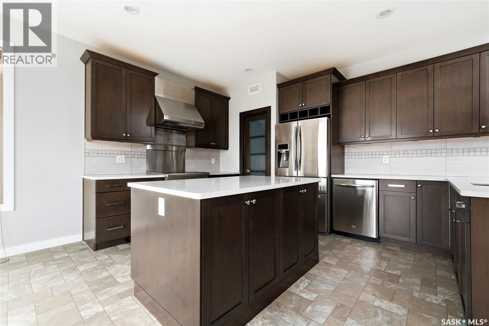 3825 Green Moss Bay, Regina, Saskatchewan  S4V 1P7 - Photo 11 - SK032533