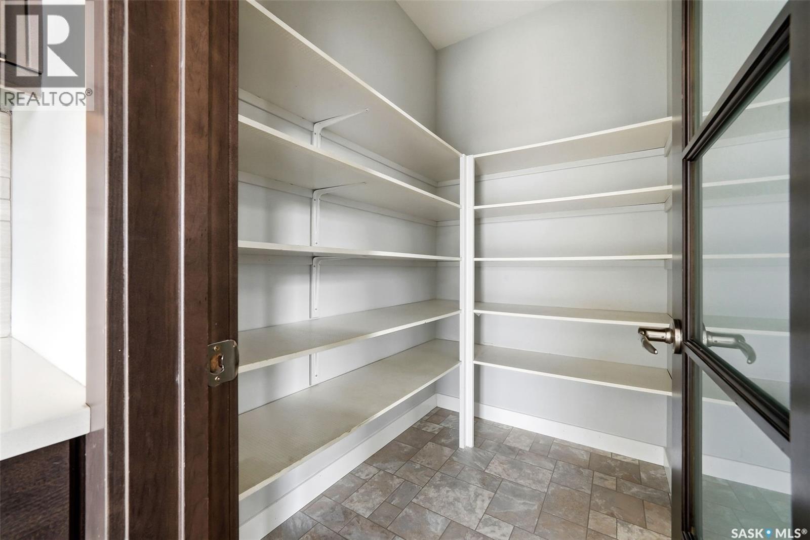 3825 Green Moss Bay, Regina, Saskatchewan  S4V 1P7 - Photo 17 - SK032533