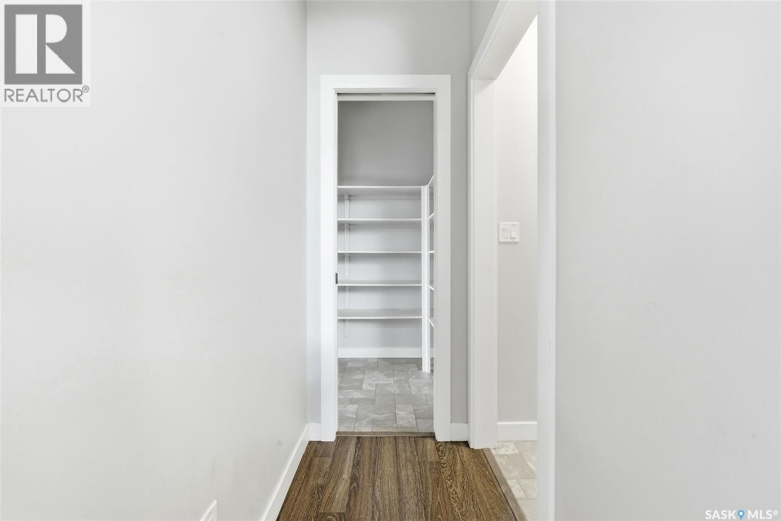 3825 Green Moss Bay, Regina, Saskatchewan  S4V 1P7 - Photo 18 - SK032533