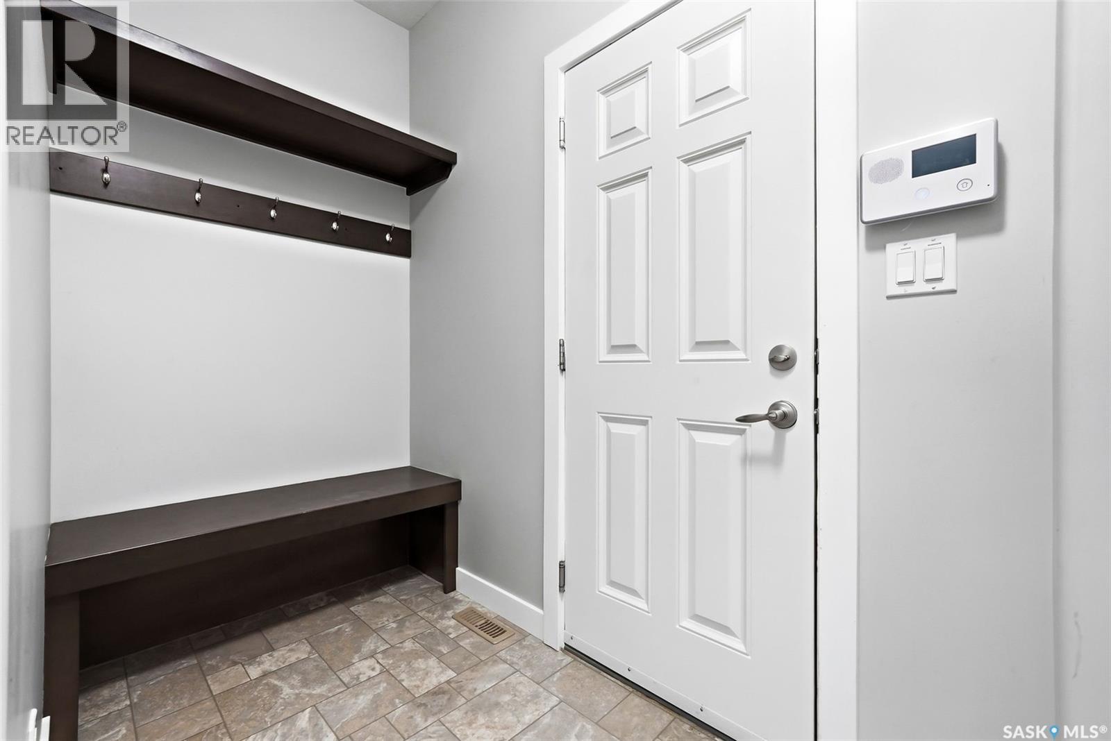 3825 Green Moss Bay, Regina, Saskatchewan  S4V 1P7 - Photo 21 - SK032533