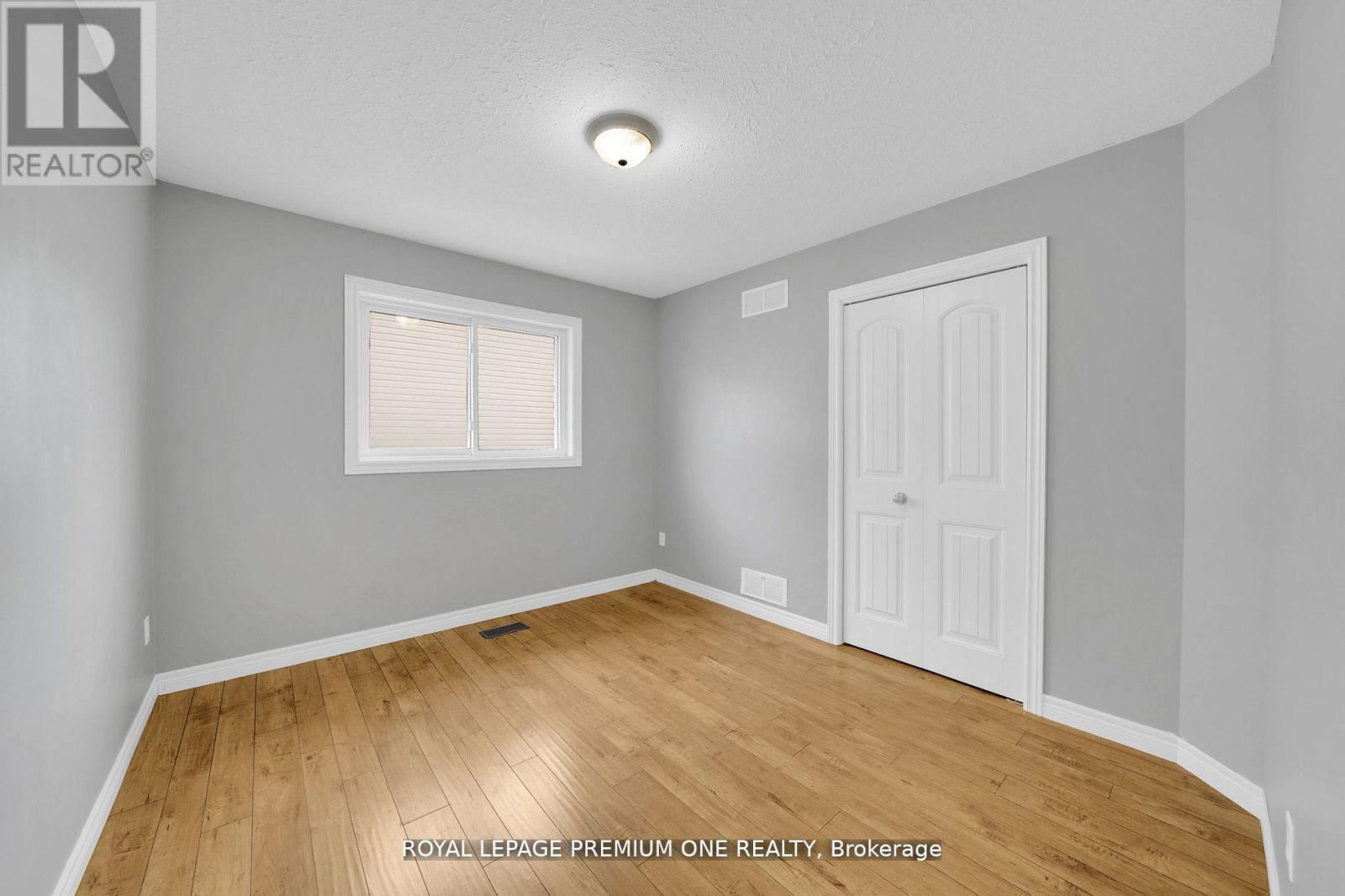 269 Berry Street, Shelburne, Ontario  L9V 3C9 - Photo 16 - X12994436