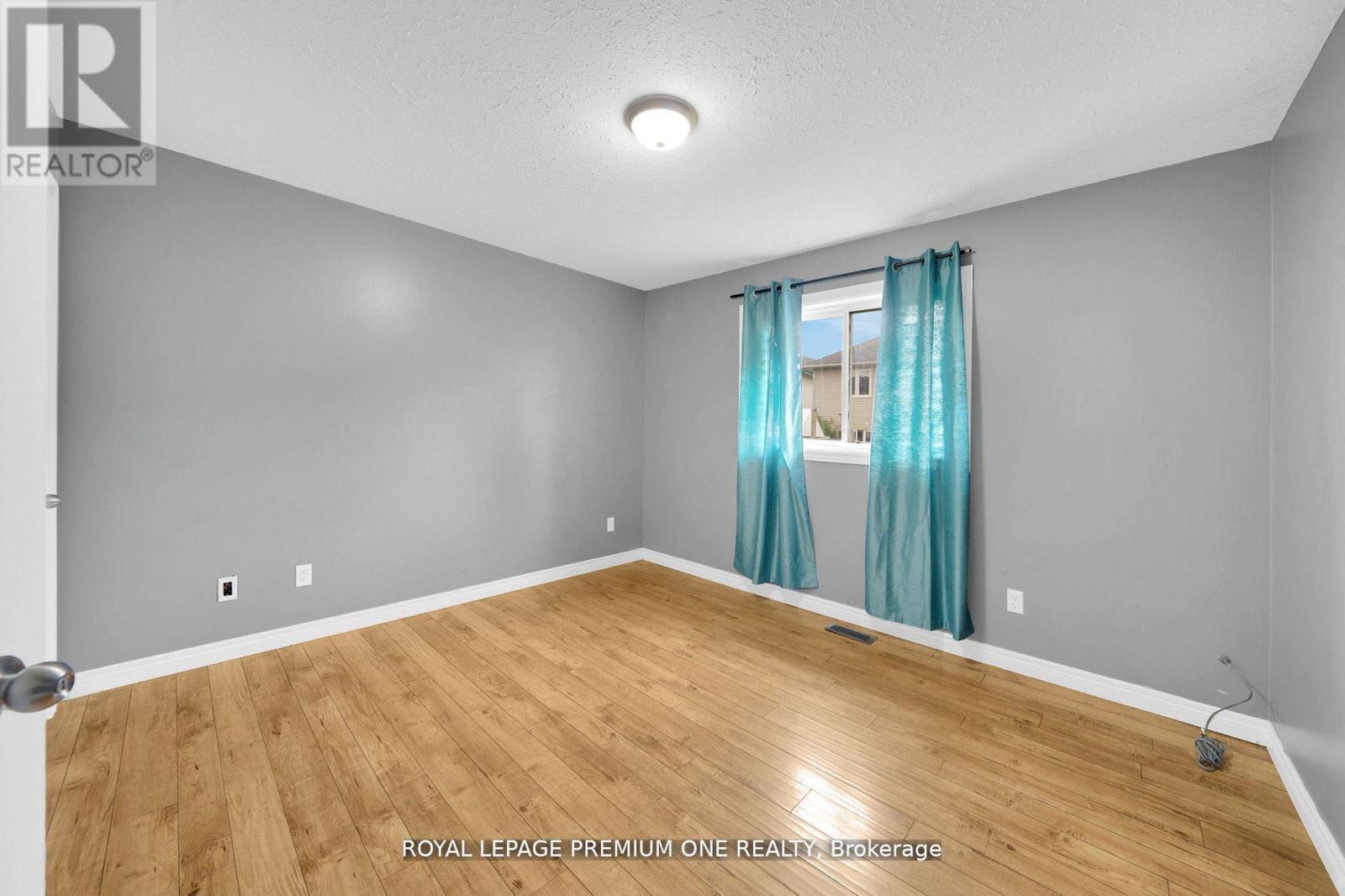 269 Berry Street, Shelburne, Ontario  L9V 3C9 - Photo 20 - X12994436