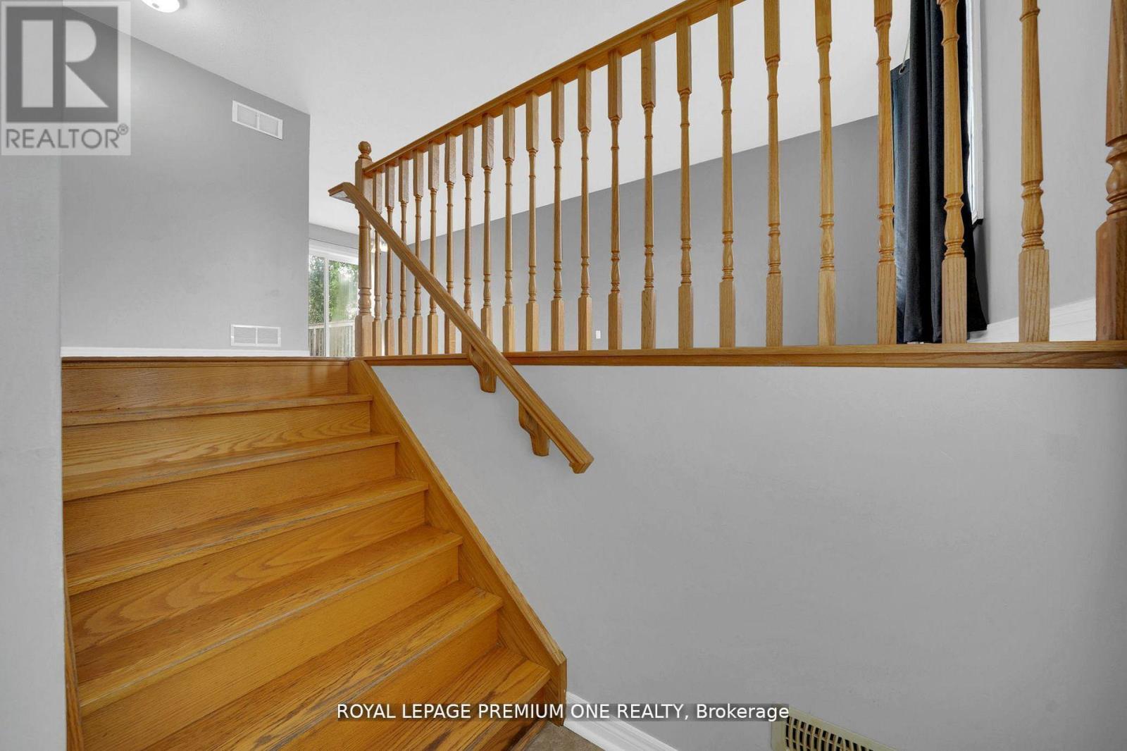 269 Berry Street, Shelburne, Ontario  L9V 3C9 - Photo 5 - X12994436