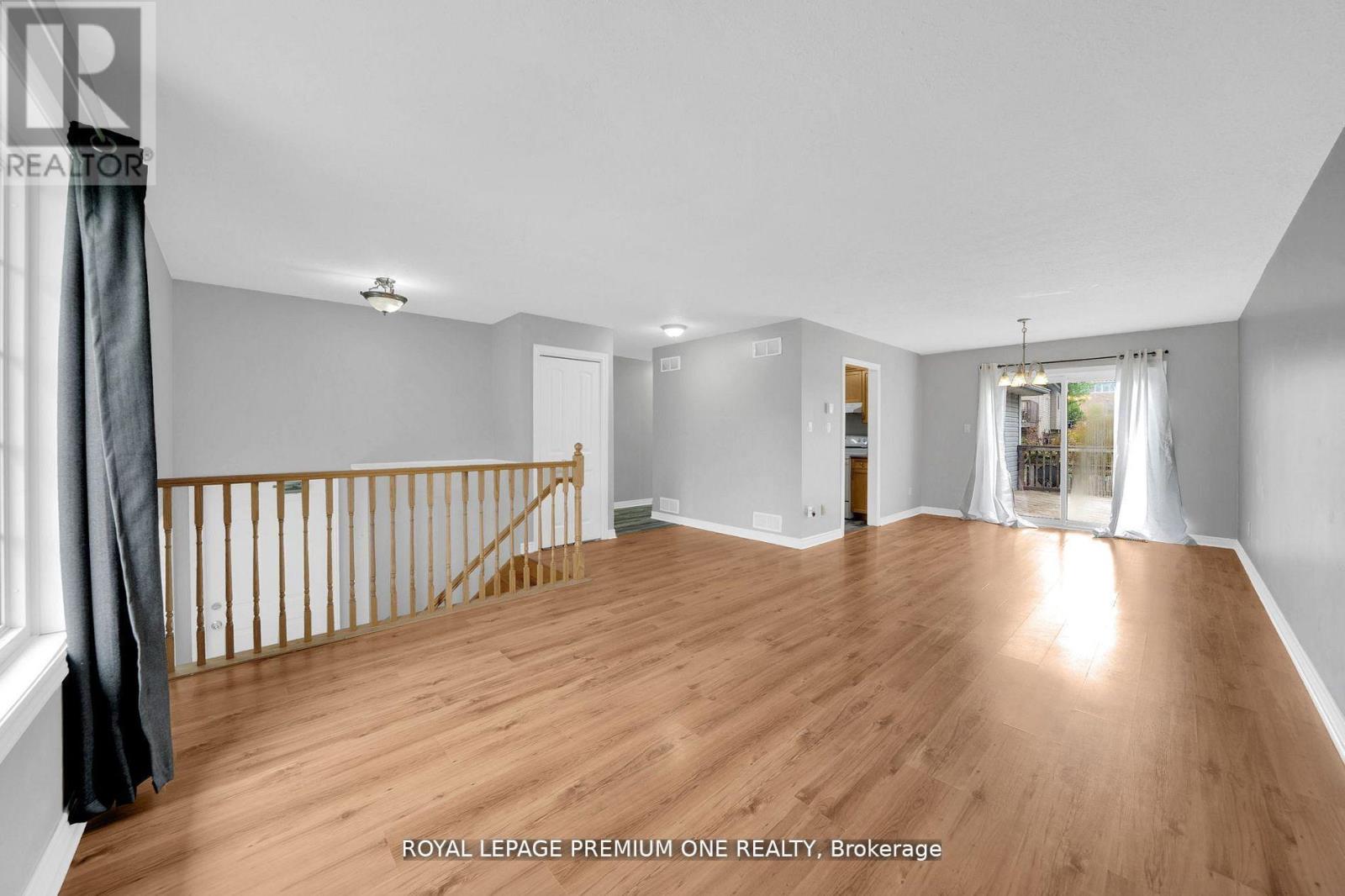 269 Berry Street, Shelburne, Ontario  L9V 3C9 - Photo 8 - X12994436