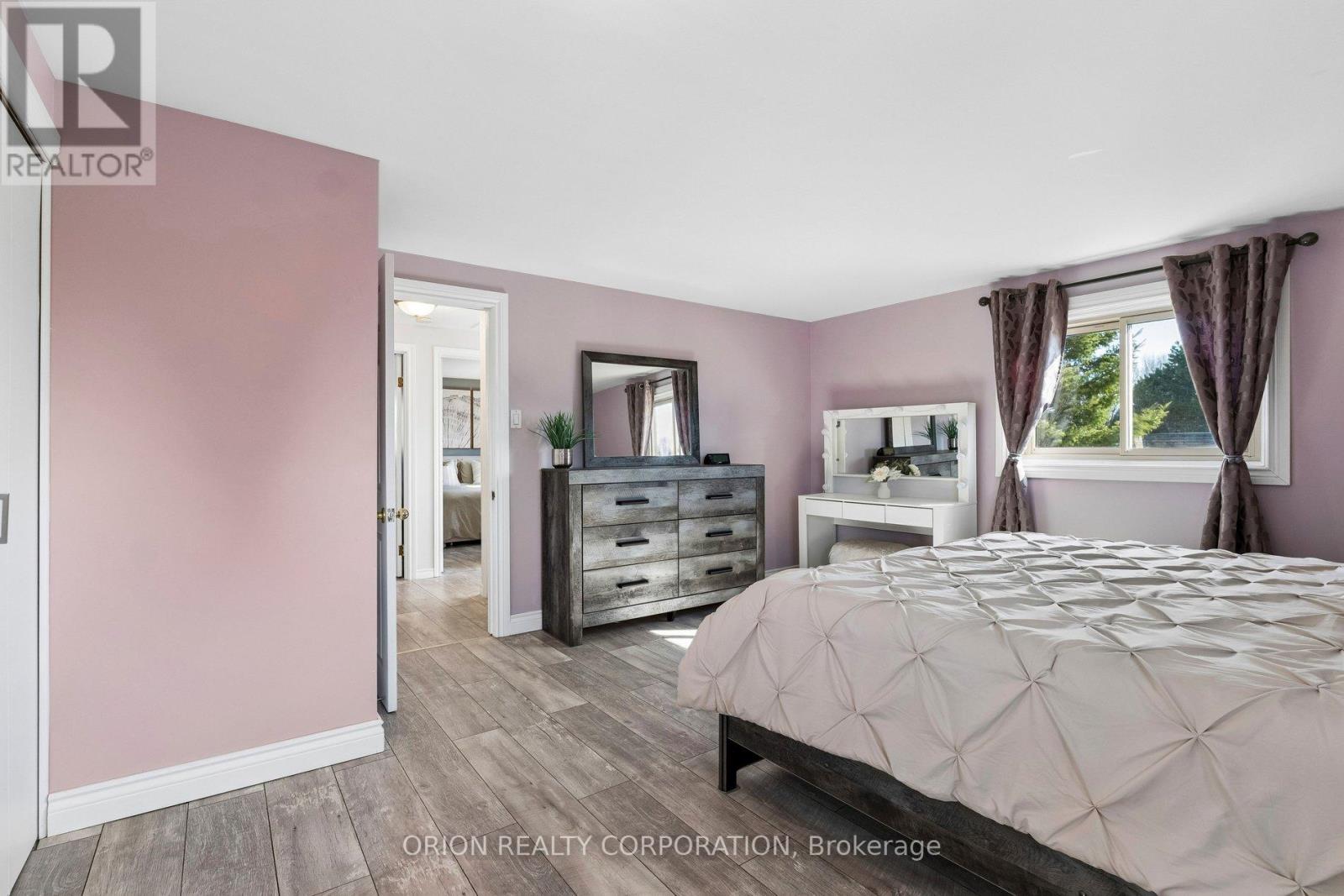 1014b Vanier Avenue, Woodstock, Ontario  N4S 4K4 - Photo 17 - X12994454