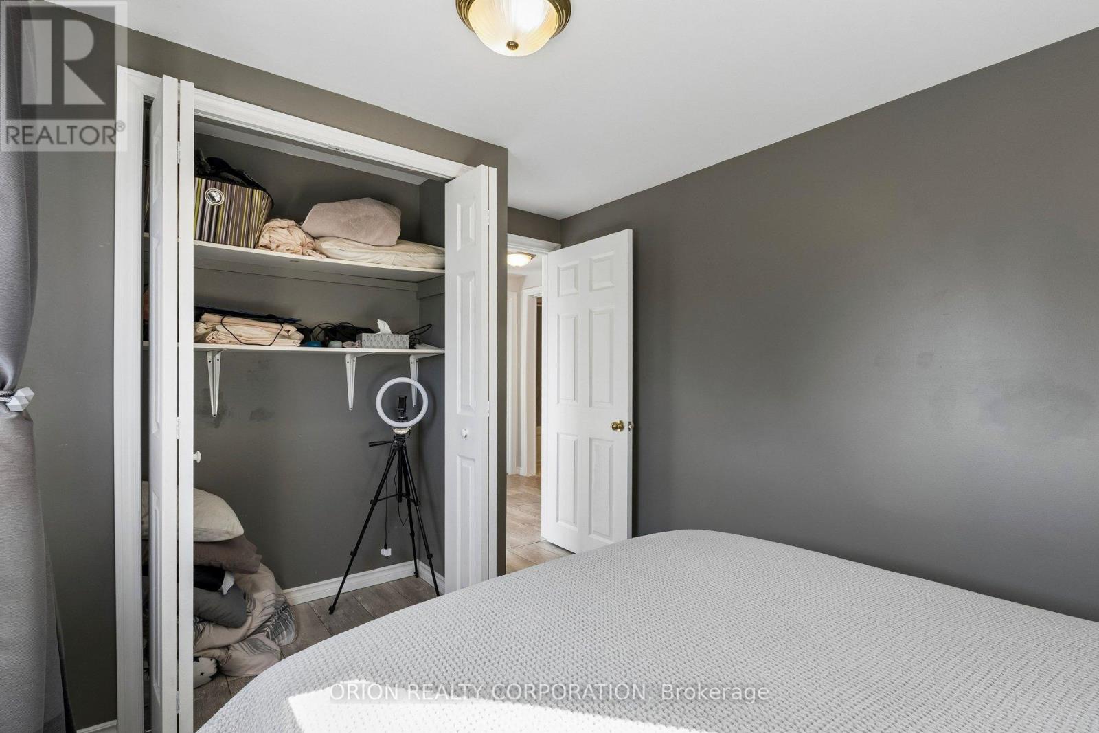 1014b Vanier Avenue, Woodstock, Ontario  N4S 4K4 - Photo 23 - X12994454