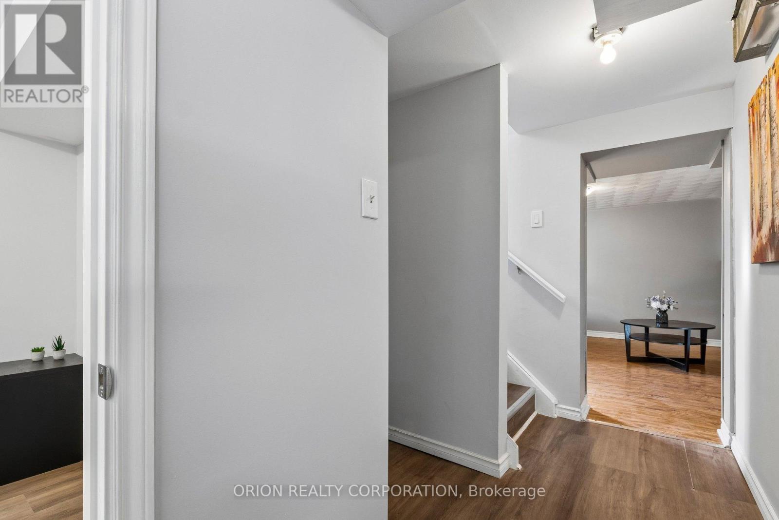 1014b Vanier Avenue, Woodstock, Ontario  N4S 4K4 - Photo 25 - X12994454