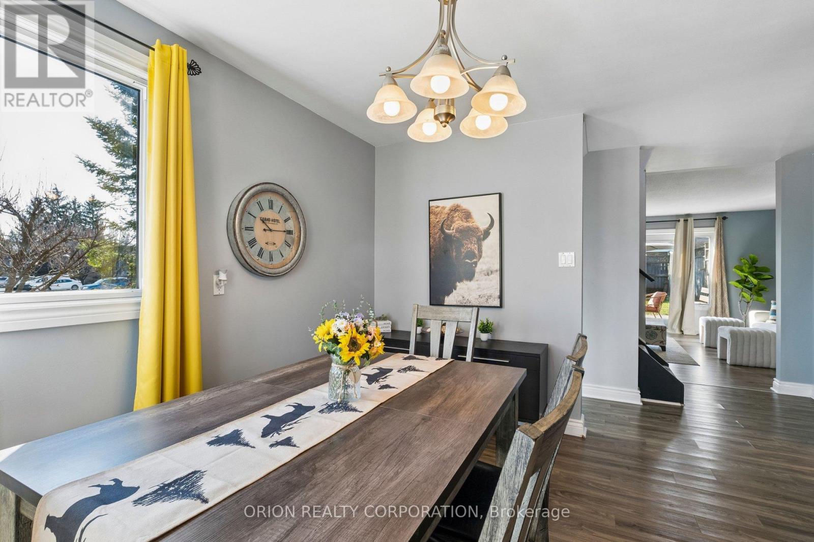 1014b Vanier Avenue, Woodstock, Ontario  N4S 4K4 - Photo 4 - X12994454