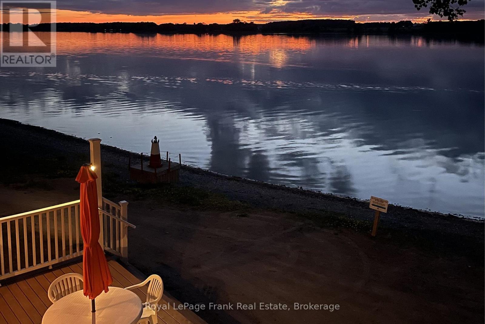 203 - 40 Hollow Lane, Prince Edward County, Ontario  K0K 1P0 - Photo 39 - X12994458