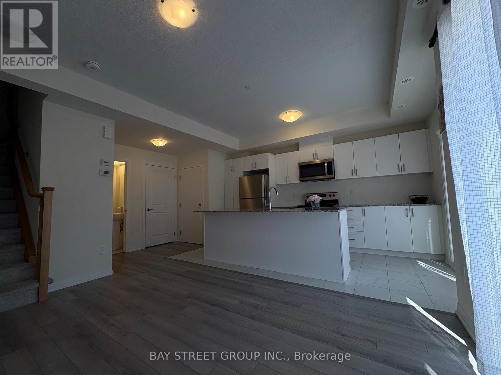 # 16 - 245 Mclevin Avenue, Toronto, Ontario M1B 0E8 - Photo 4 - E12971374