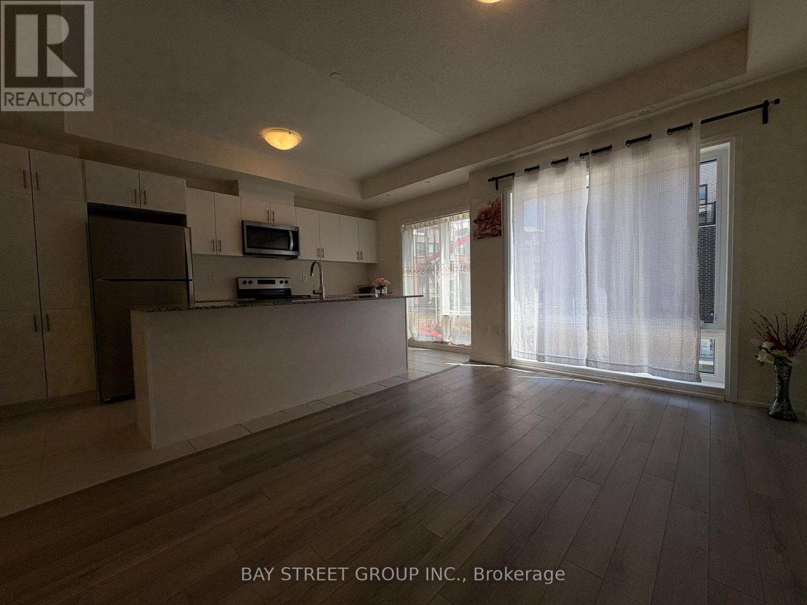 # 16 - 245 Mclevin Avenue, Toronto, Ontario M1B 0E8 - Photo 2 - E12971374