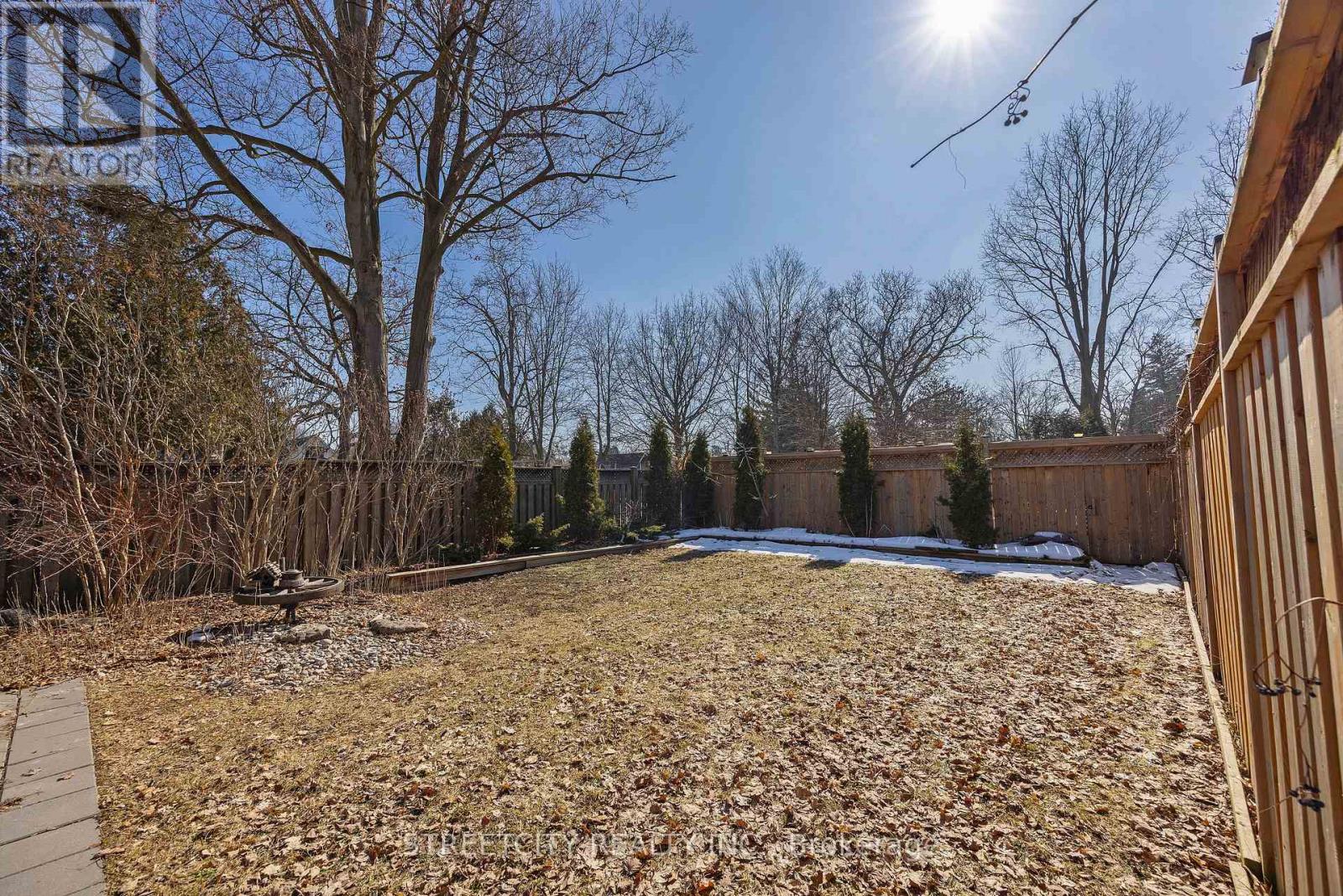 55 Tecumseh Avenue, London South, Ontario  N6C 1R5 - Photo 10 - X12868382