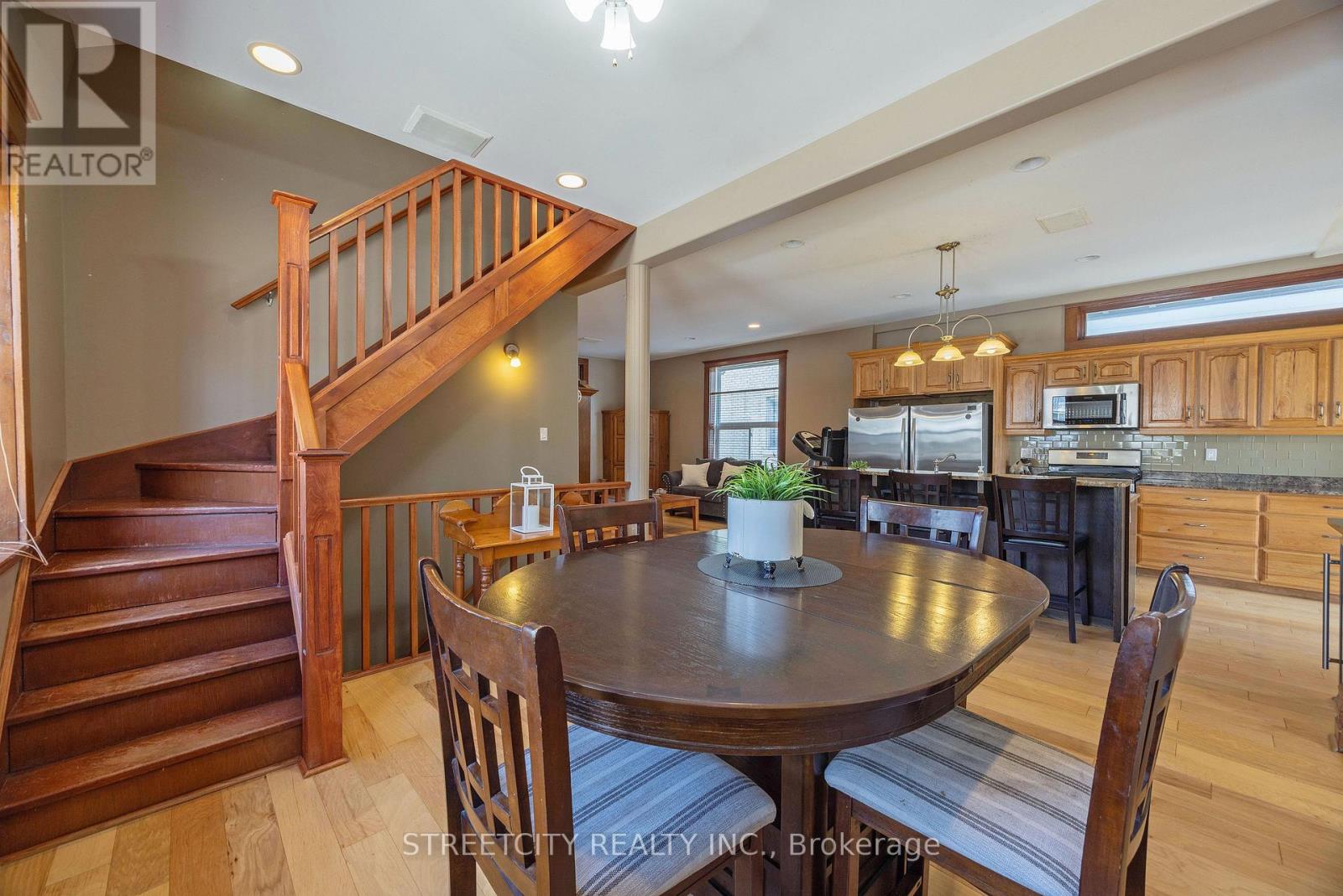 55 Tecumseh Avenue, London South, Ontario  N6C 1R5 - Photo 26 - X12868382