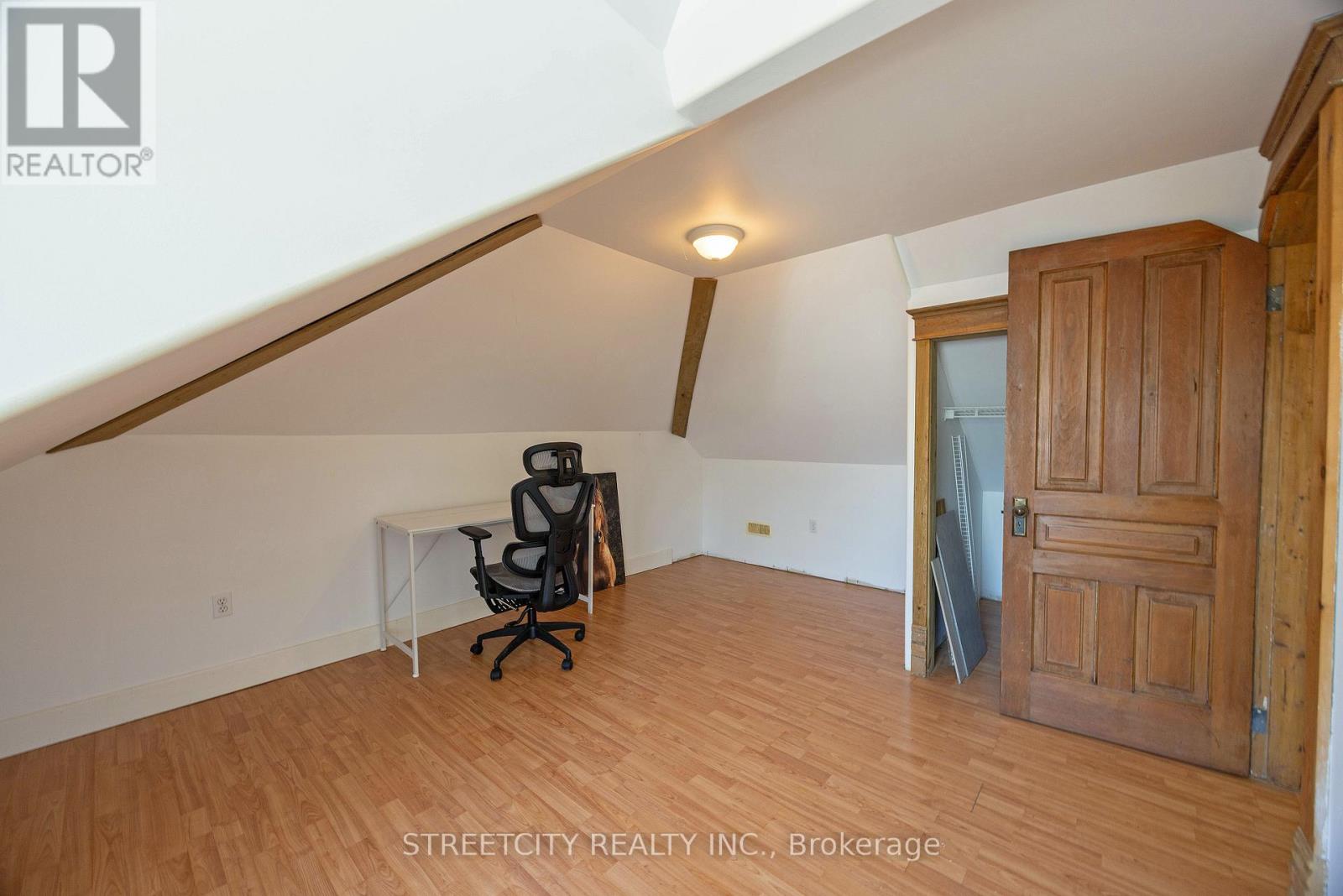 55 Tecumseh Avenue, London South, Ontario  N6C 1R5 - Photo 45 - X12868382