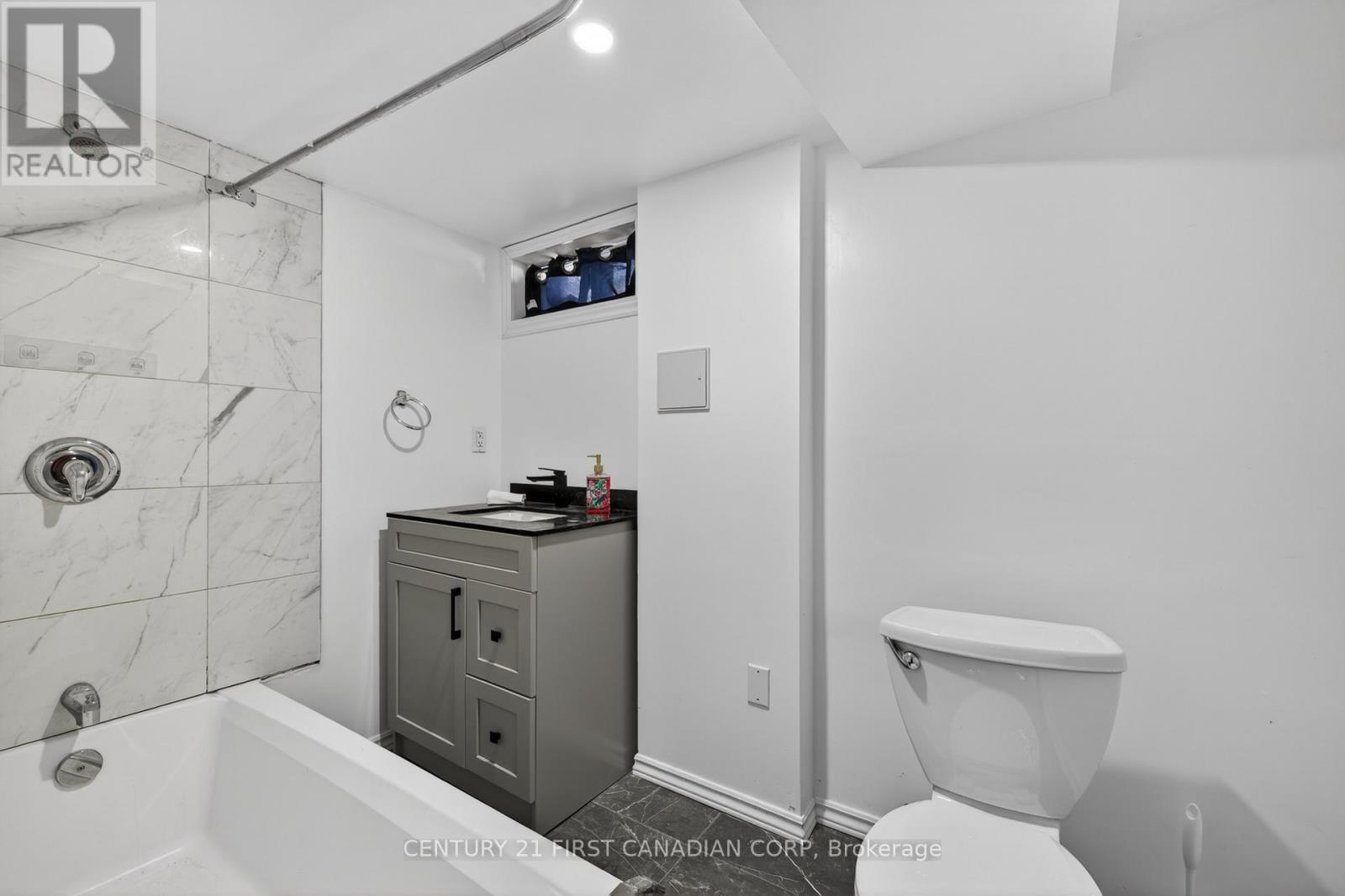 101 Jasper Crescent, London East, Ontario  N5W 1J9 - Photo 34 - X12994192