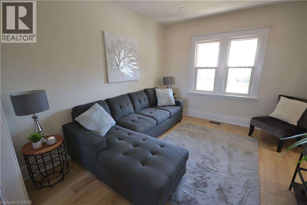 151 London Street N, Hamilton, Ontario  L8H 4B6 - Photo 8 - 40817796