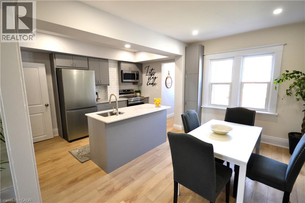 151 London Street N, Hamilton, Ontario  L8H 4B6 - Photo 10 - 40817796