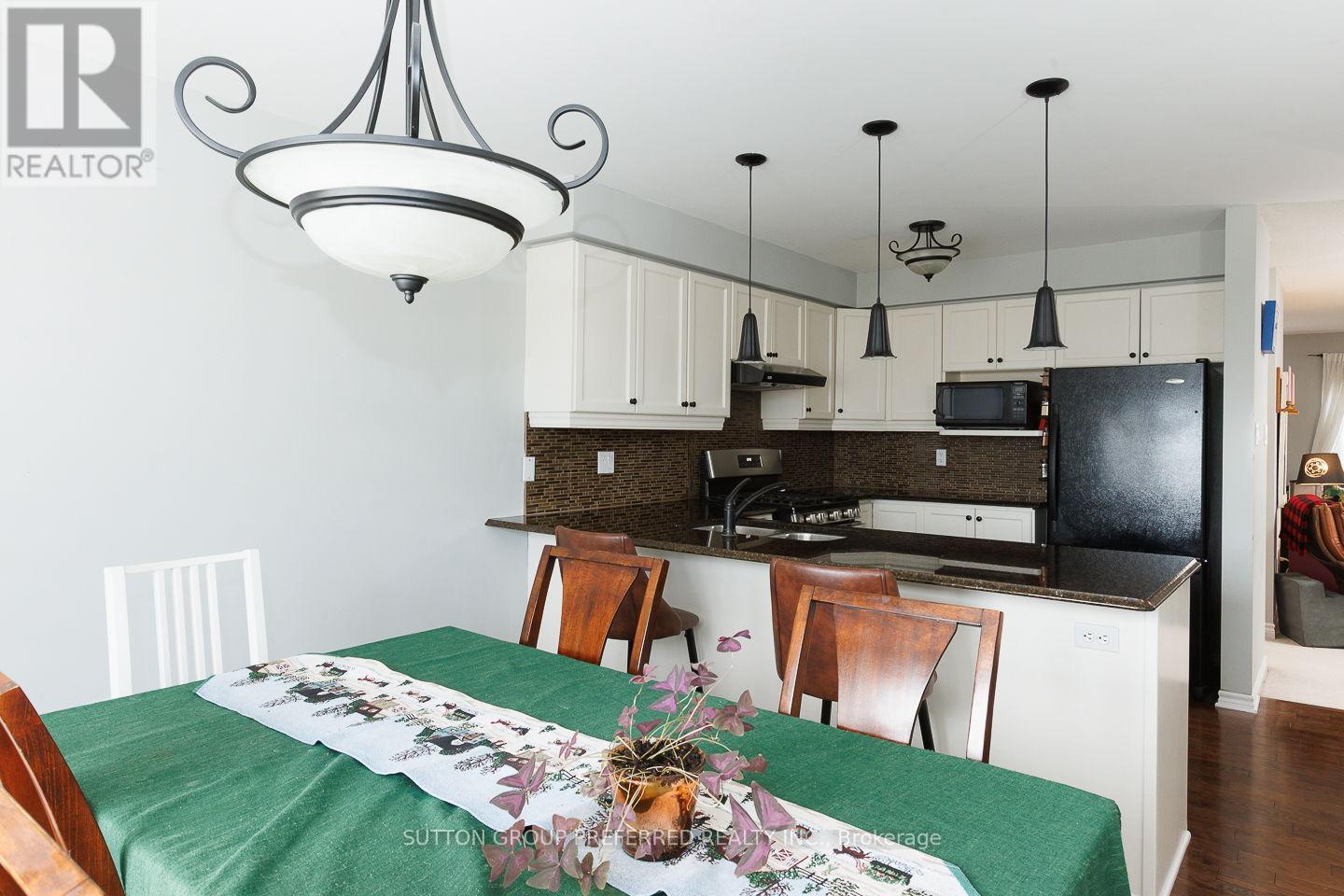 26 - 270 North Centre Road, London North, Ontario  N6G 5E2 - Photo 6 - X12994520