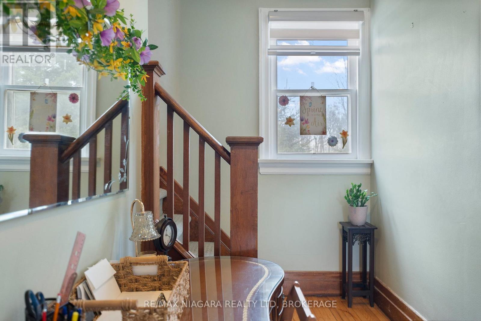 1183 Merrittville Highway, Thorold, Ontario  L3B 5N5 - Photo 12 - X12994294