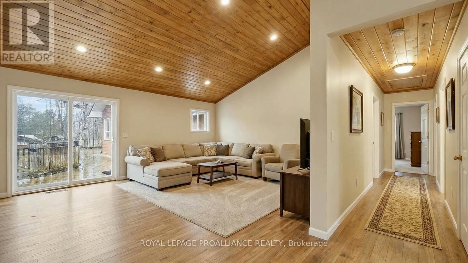 376 County Road 5 Road, Front Of Yonge, Ontario  K0E 1B0 - Photo 36 - X12993948