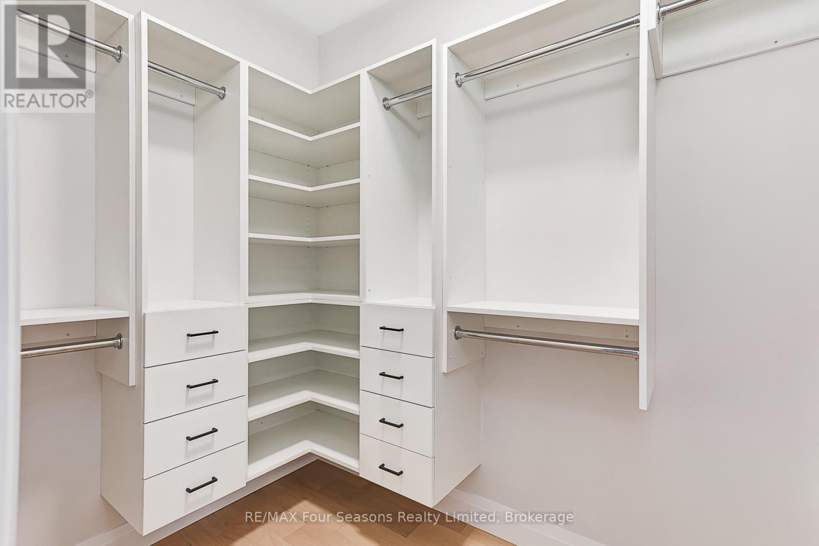 1 Boynton Court, Blue Mountains, Ontario  N0H 2P0 - Photo 17 - X12994508