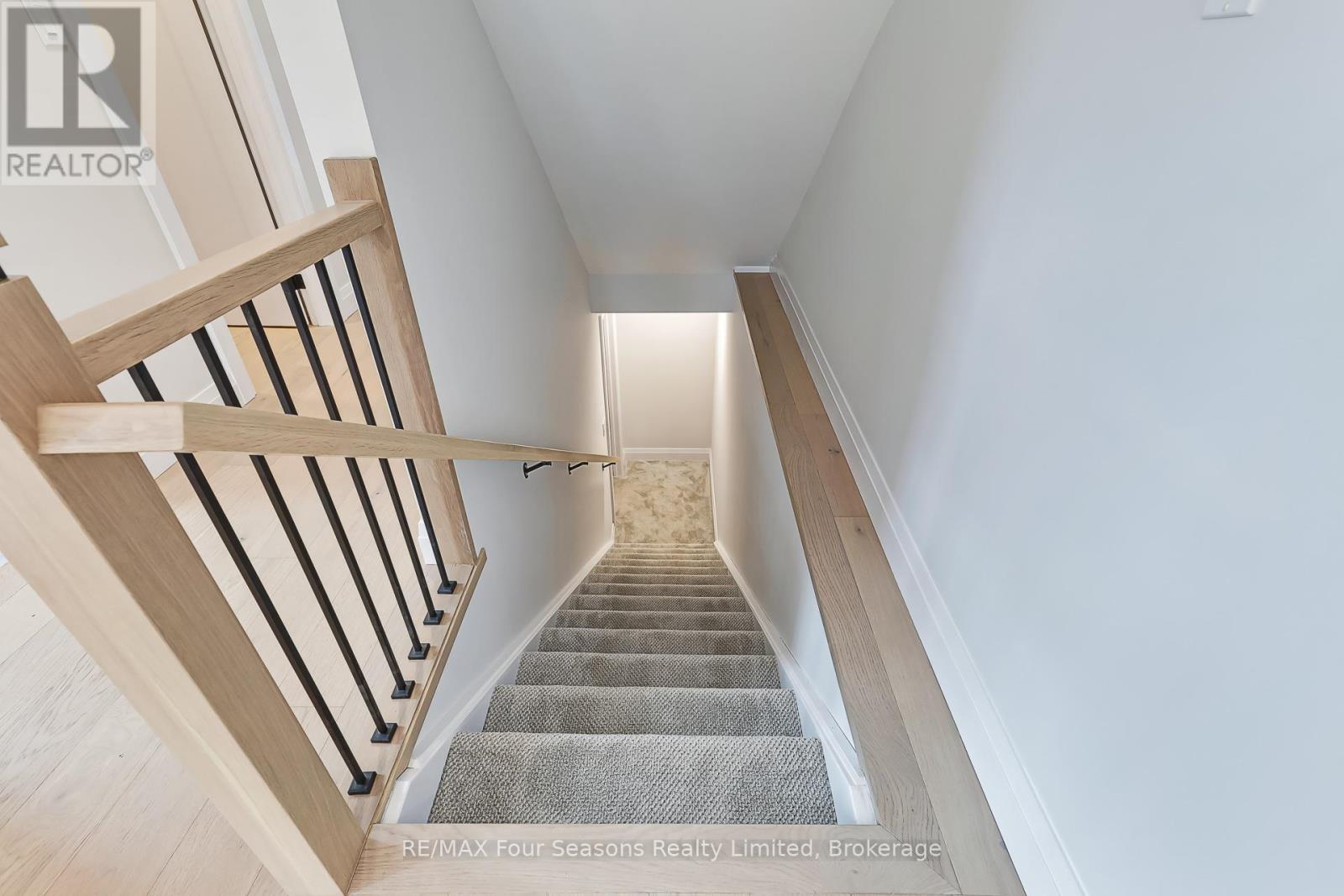 1 Boynton Court, Blue Mountains, Ontario  N0H 2P0 - Photo 32 - X12994508