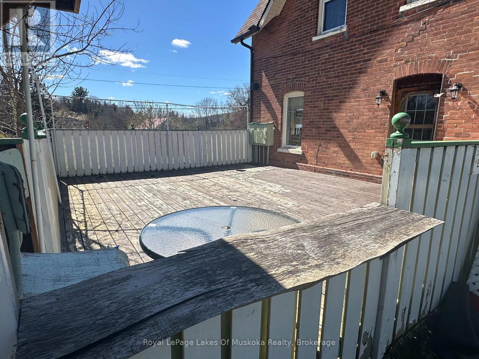 120 Ontario Street, Burk's Falls, Ontario  P0A 1C0 - Photo 16 - X12994510