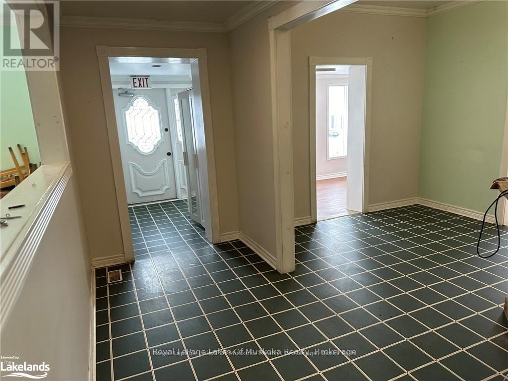 120 Ontario Street, Burk's Falls, Ontario  P0A 1C0 - Photo 20 - X12994510