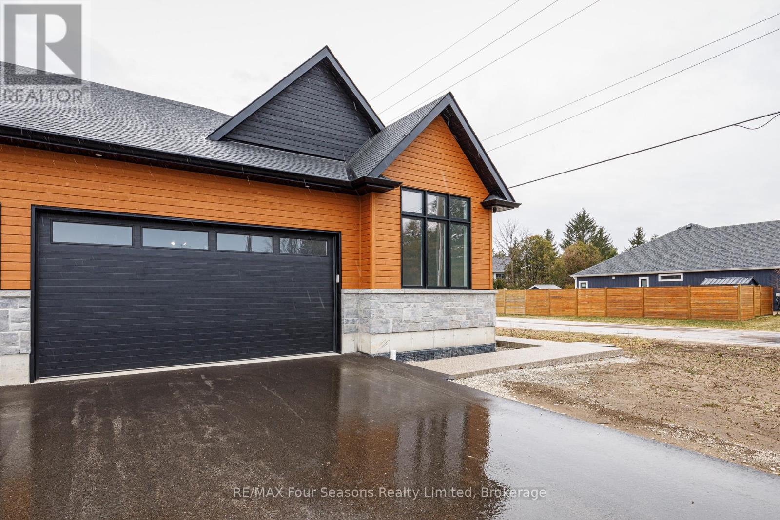 5 Boynton Court, Blue Mountains, Ontario  N0H 2P0 - Photo 3 - X12994512