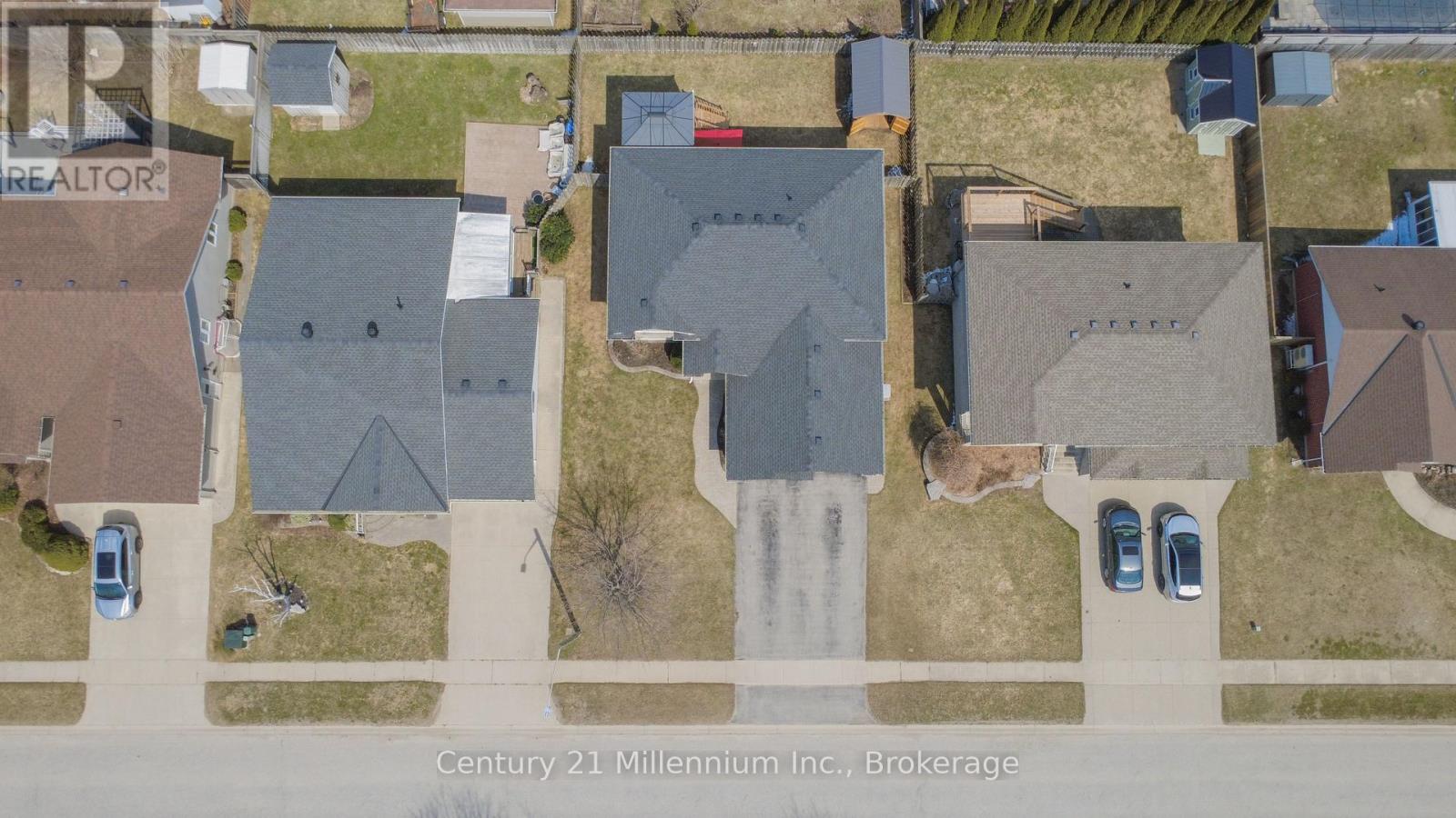 483 Peirson Avenue, Saugeen Shores, Ontario  N0H 2C1 - Photo 11 - X12994594