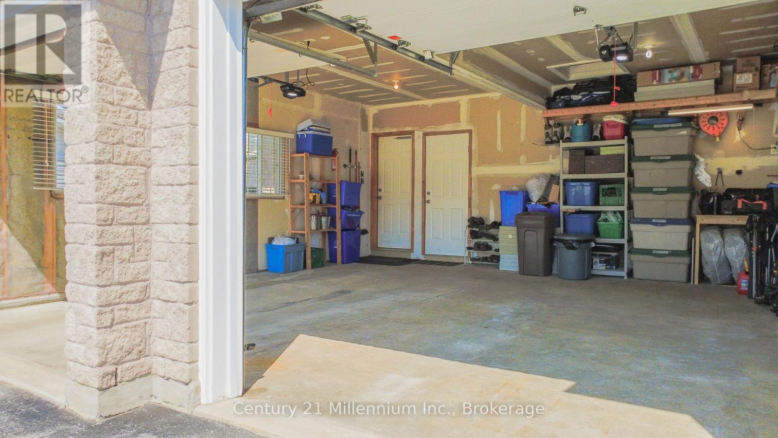 483 Peirson Avenue, Saugeen Shores, Ontario  N0H 2C1 - Photo 5 - X12994594