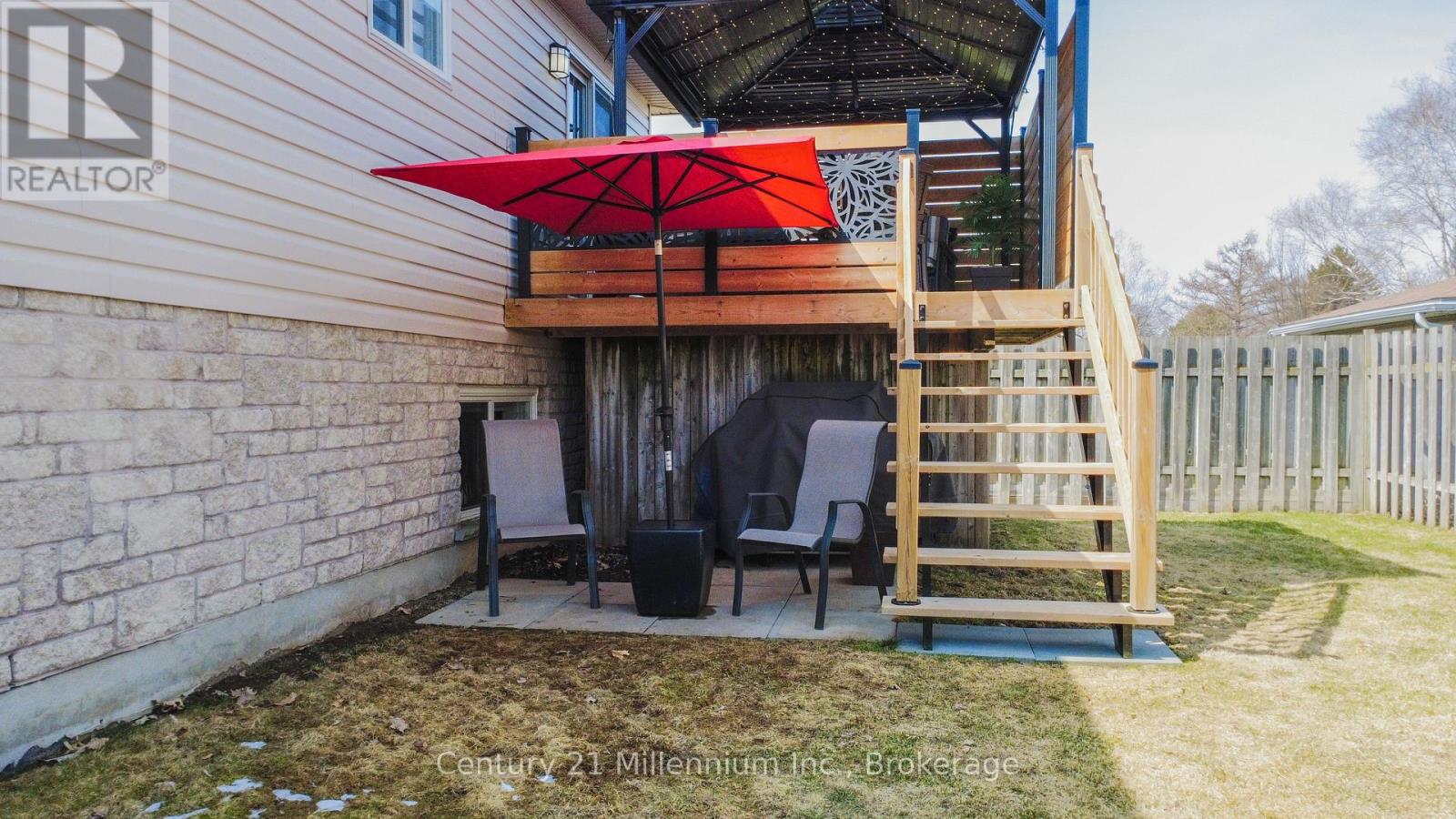 483 Peirson Avenue, Saugeen Shores, Ontario  N0H 2C1 - Photo 9 - X12994594