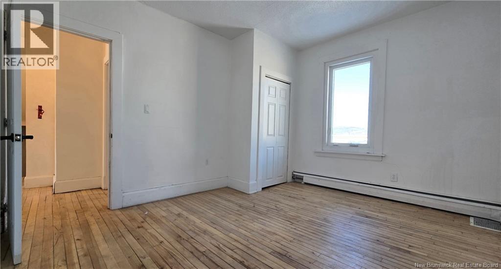 15- 15-1/2 Aberdeen Street, Campbellton, New Brunswick  E3N 2J6 - Photo 7 - NB137052