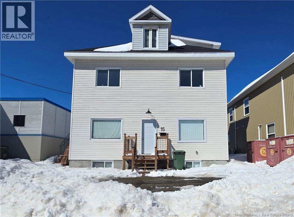 15- 15-1/2 Aberdeen Street, Campbellton, New Brunswick  E3N 2J6 - Photo 1 - NB137052