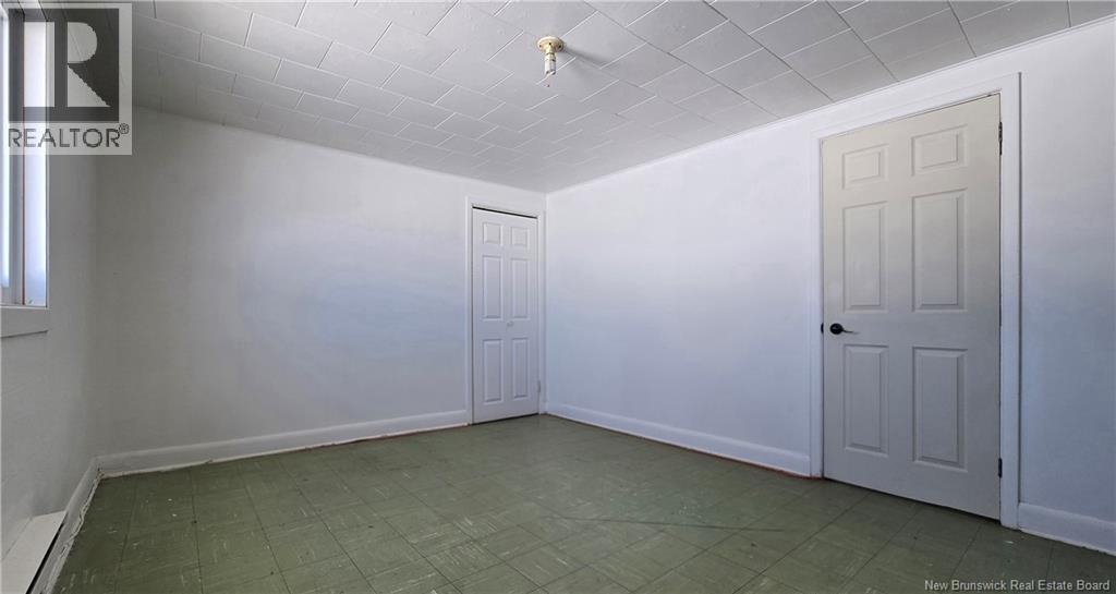 15- 15-1/2 Aberdeen Street, Campbellton, New Brunswick  E3N 2J6 - Photo 11 - NB137052