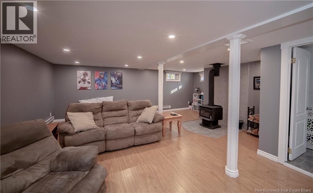 42 Barker Street, Oromocto, New Brunswick  E2V 2K9 - Photo 13 - NB137101