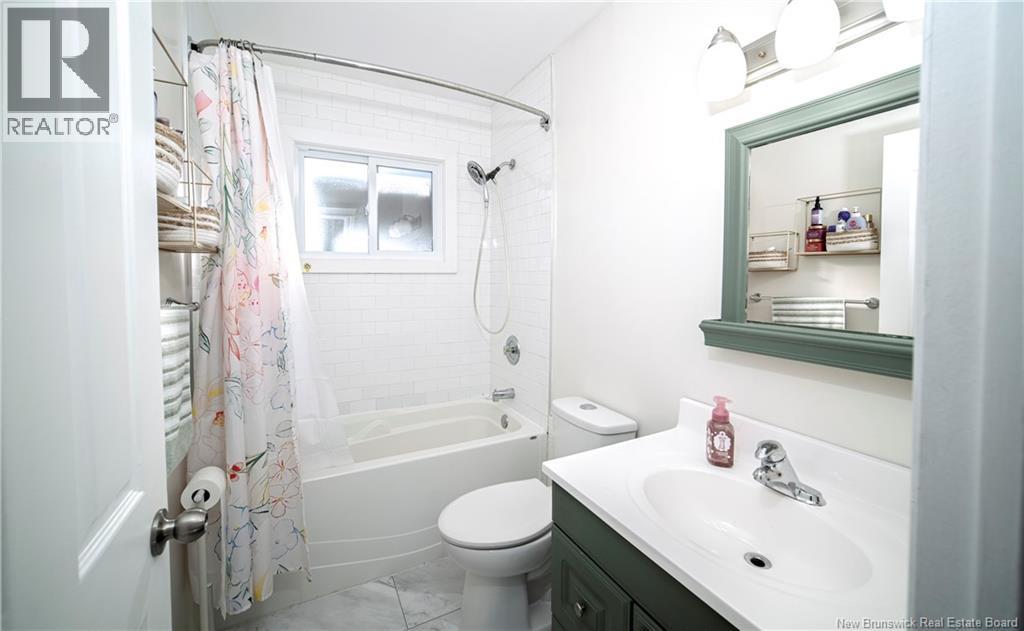 42 Barker Street, Oromocto, New Brunswick  E2V 2K9 - Photo 10 - NB137101