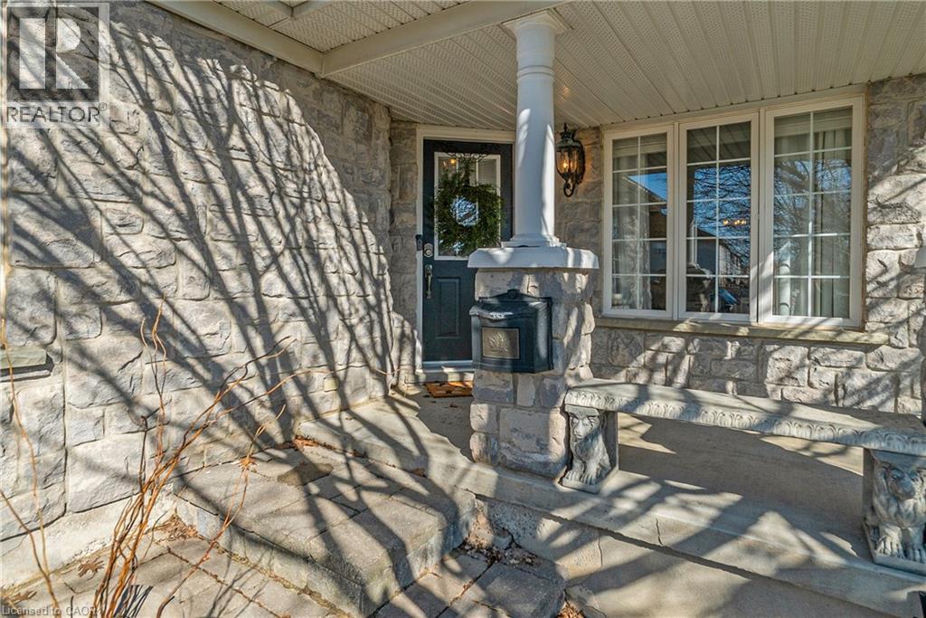 184 Sofron Drive, Cambridge, Ontario  N3C 4M6 - Photo 2 - 40820278