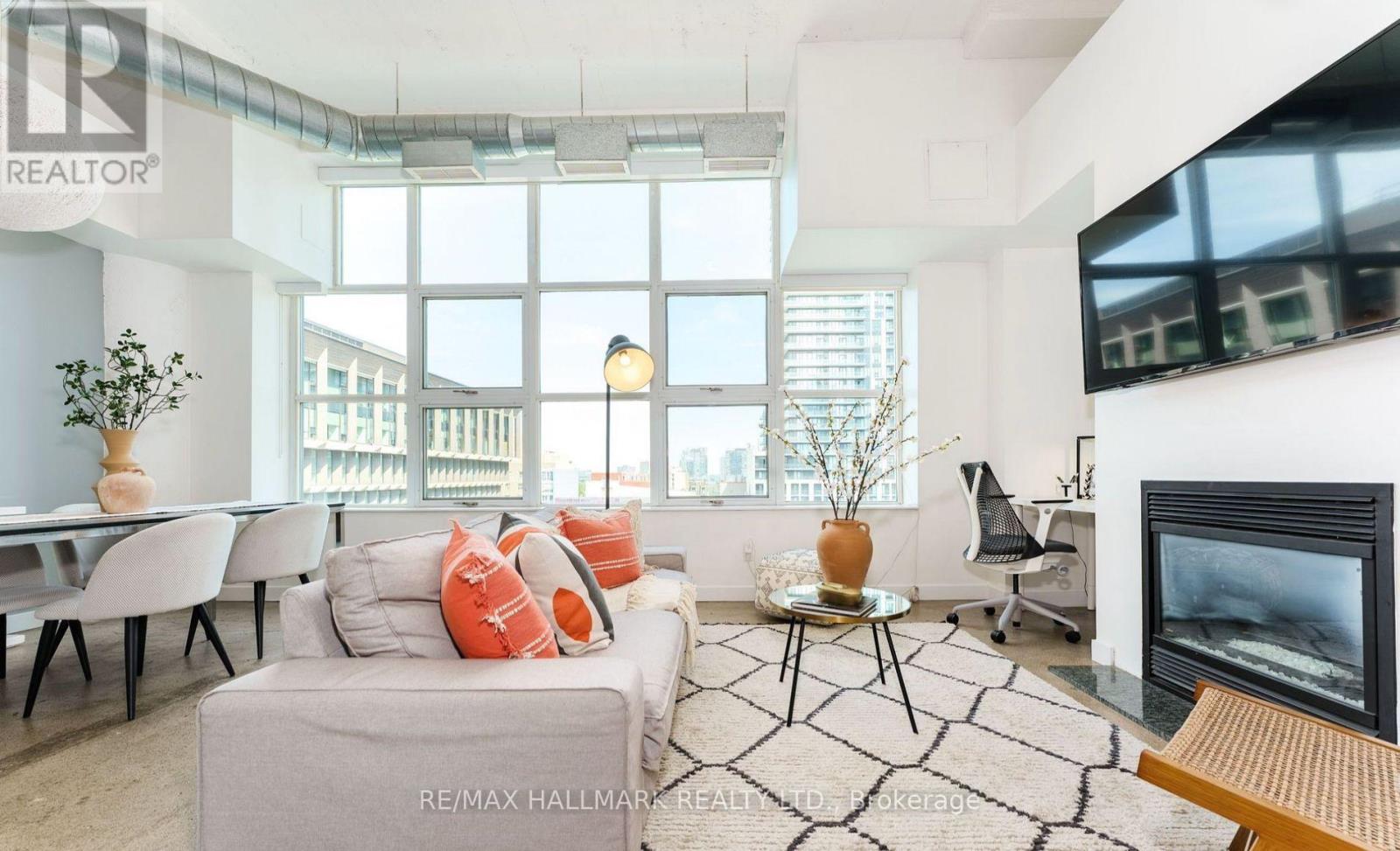 748 - 155 DALHOUSIE STREET, Toronto, Ontario