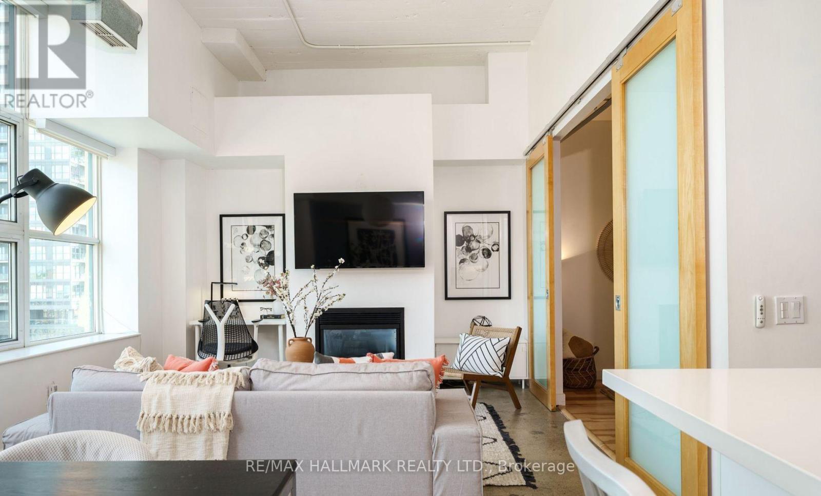 748 - 155 Dalhousie Street, Toronto, Ontario  M5B 2P7 - Photo 6 - C12994482