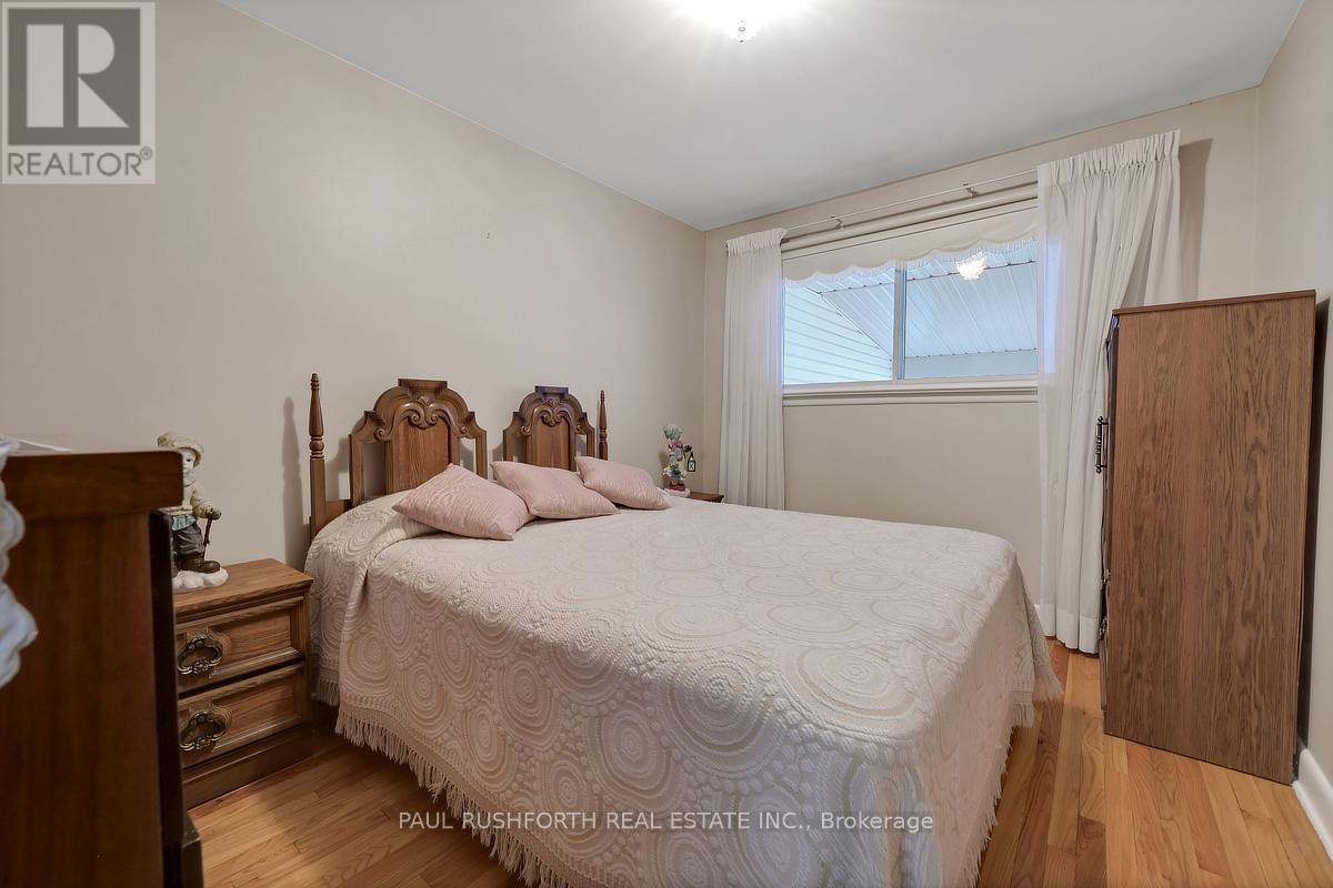 1176 Dorchester Avenue, Ottawa, Ontario K1Z 8E4 - Photo 16 - X12994556