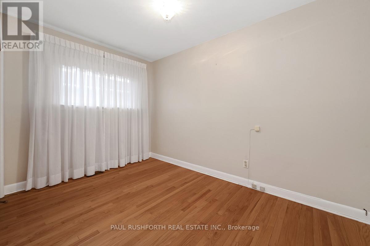 1176 Dorchester Avenue, Ottawa, Ontario K1Z 8E4 - Photo 17 - X12994556