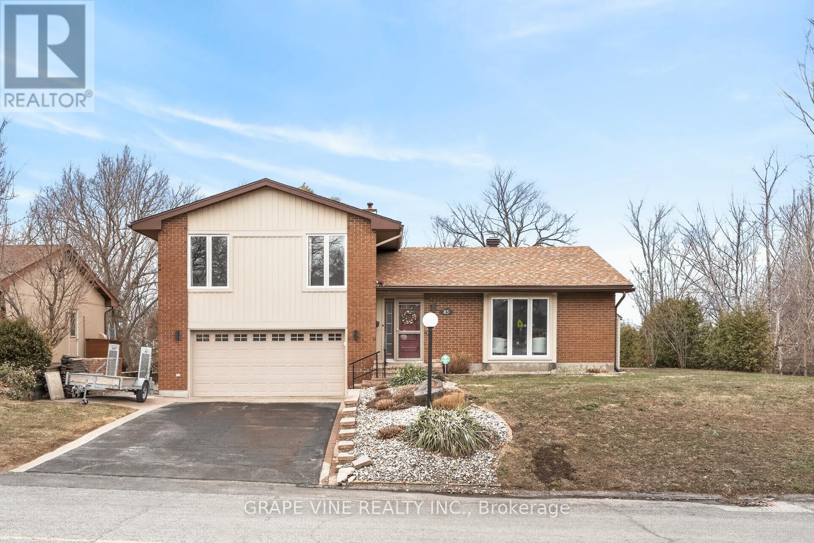 83 NANOOK CRESCENT, Ottawa, Ontario