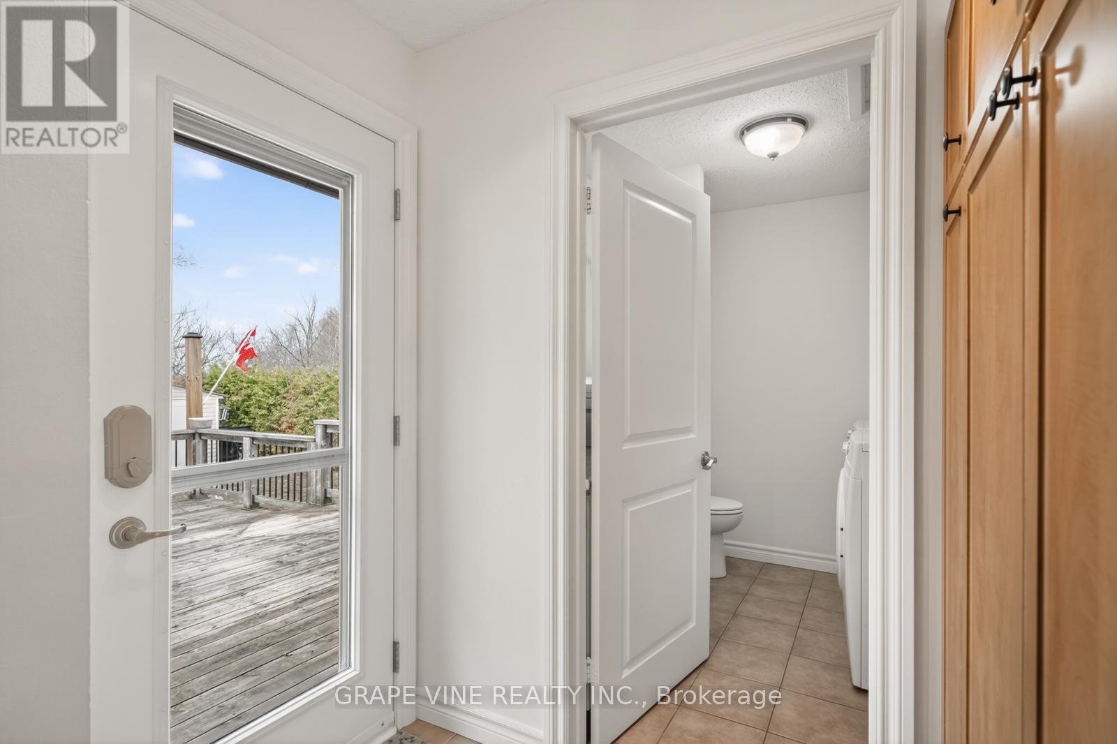 83 Nanook Crescent, Ottawa, Ontario  K2L 2B2 - Photo 20 - X12994588